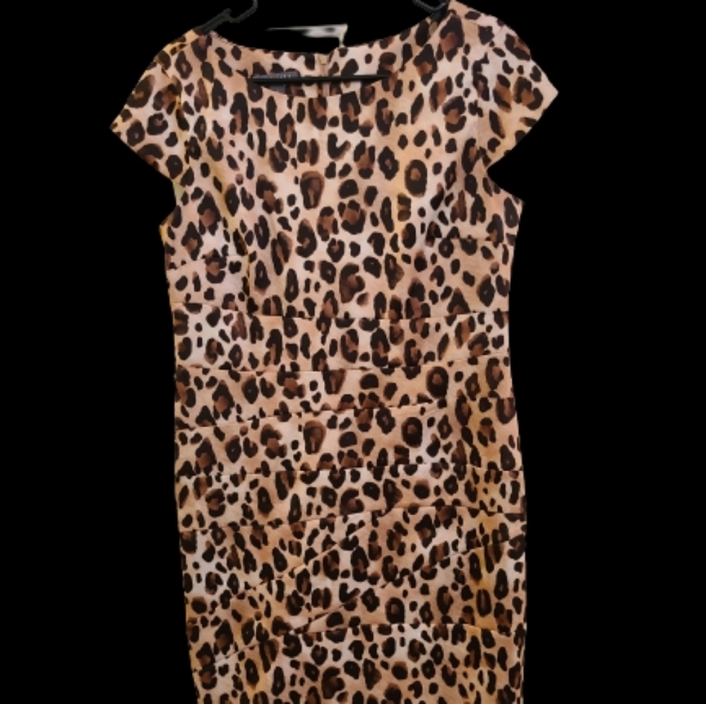 Roz & Ali Sheath Dress